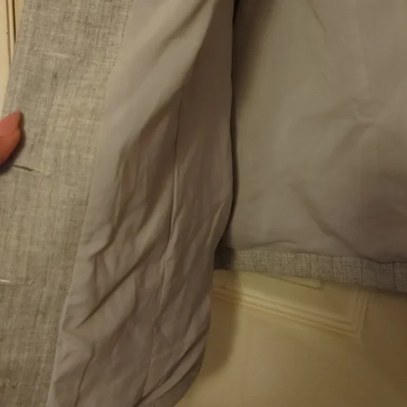 NWOT Abercrombie & Fitch XL Grey Tailored Vest - Picture 7 of 8